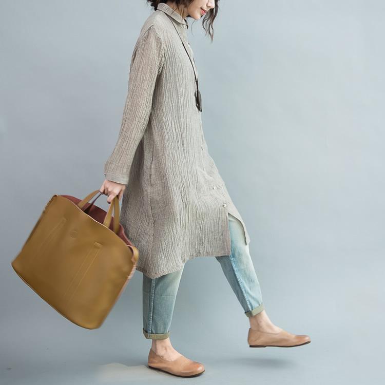 Classic Vintage Blouse with a Flattering Fit