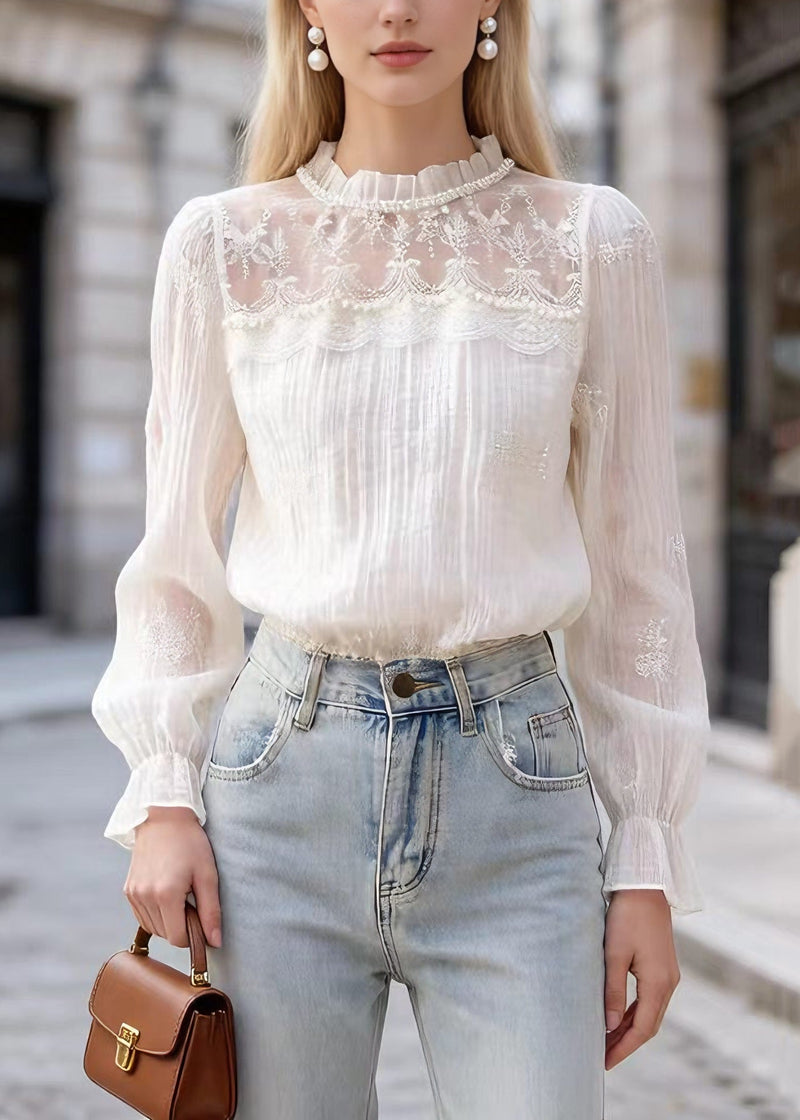 Beautifully Crafted Blouse in a Classic Style