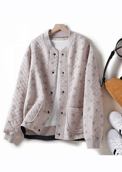 Effortlessly Elegant Coat with a Timeless Design