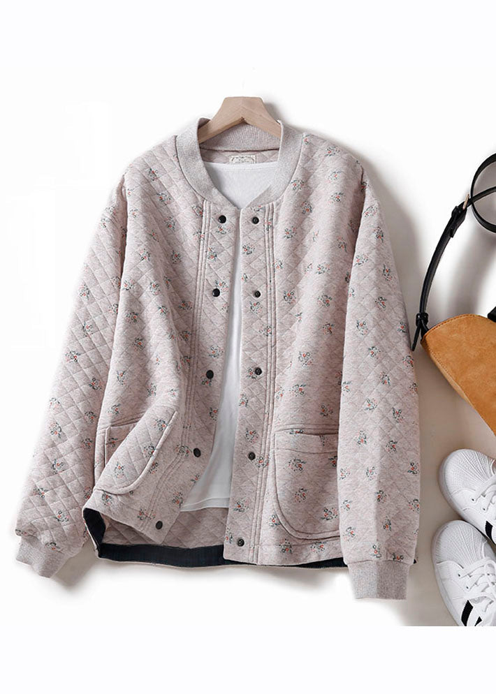 Effortlessly Elegant Coat with a Timeless Design