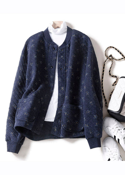 Effortlessly Elegant Coat with a Timeless Design