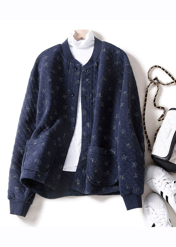 Effortlessly Elegant Coat with a Timeless Design
