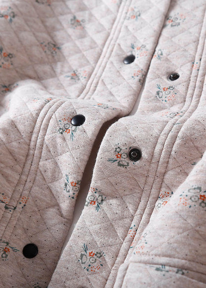 Effortlessly Elegant Coat with a Timeless Design