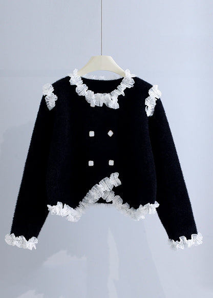 Gracefully Styled Coat for Any Occasion