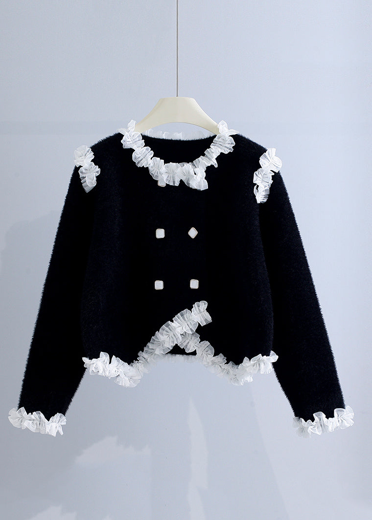 Gracefully Styled Coat for Any Occasion