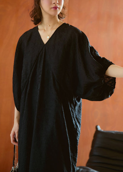 Well Tailored Garment with a Graceful Silhouette