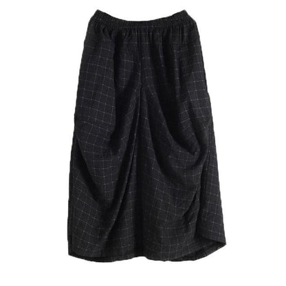 Well Tailored Pants with a Graceful Silhouette