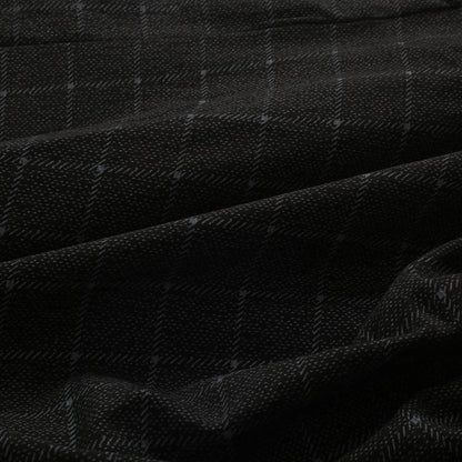 Well Tailored Pants with a Graceful Silhouette