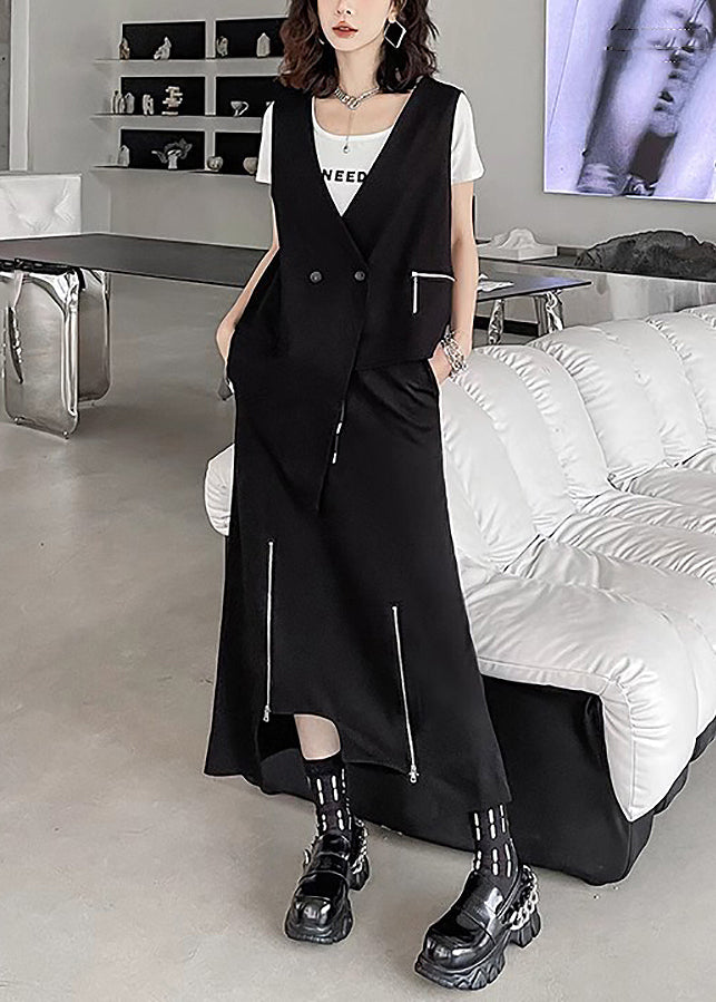 Beautifully Finished Coat in a Timeless Design