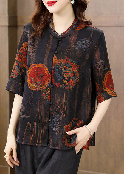 A Vintage Style Shirt with Delicate Timeless Details