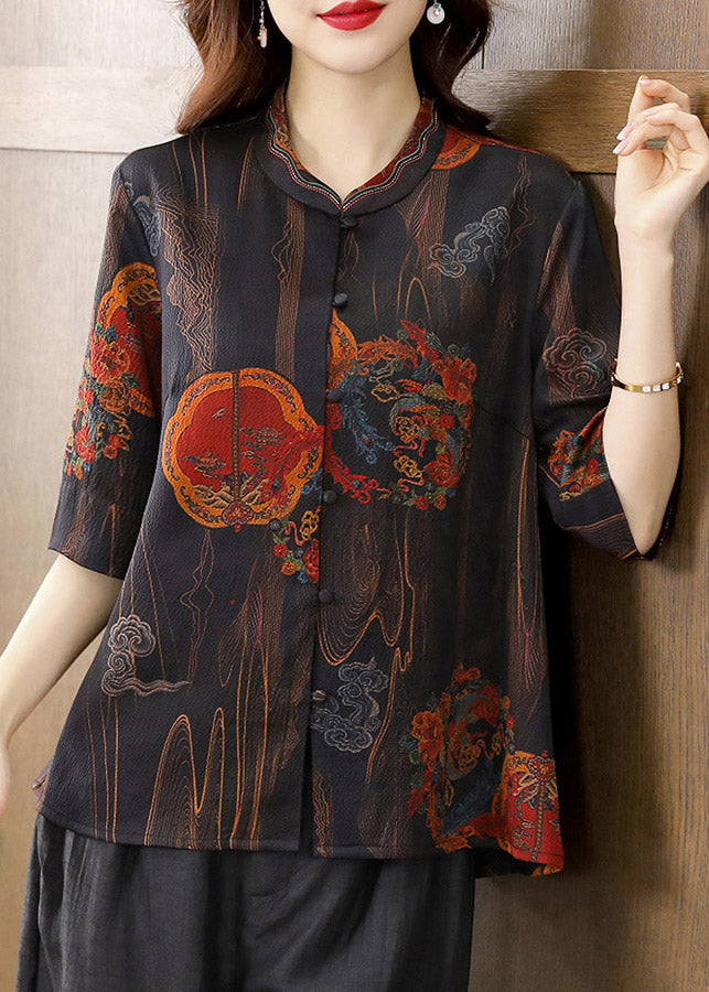 A Vintage Style Shirt with Delicate Timeless Details