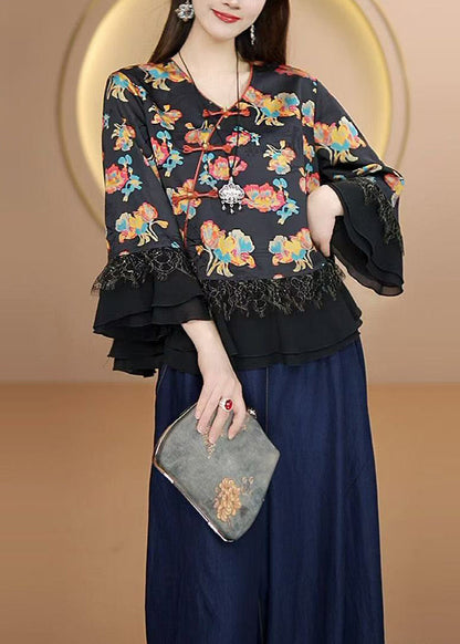 Classic Vintage & Enduringly Stylish Blouse