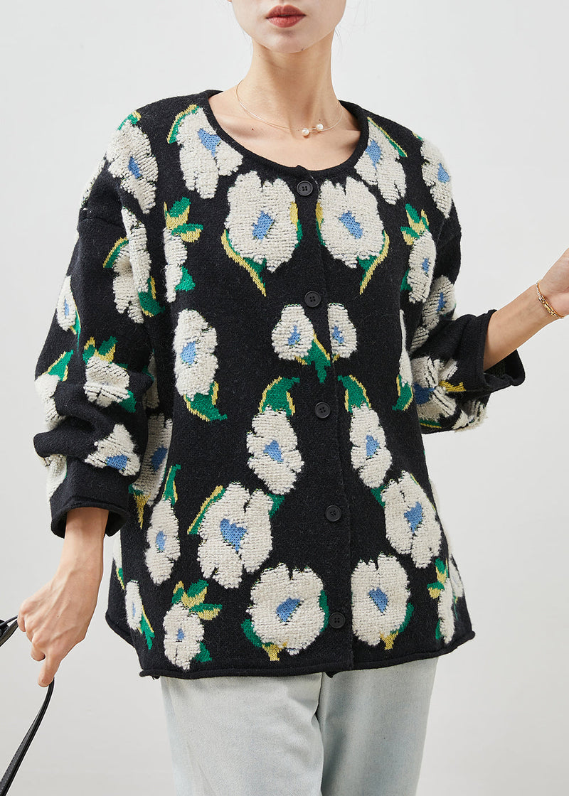 Beautifully Finished Cardigan in a Timeless Design