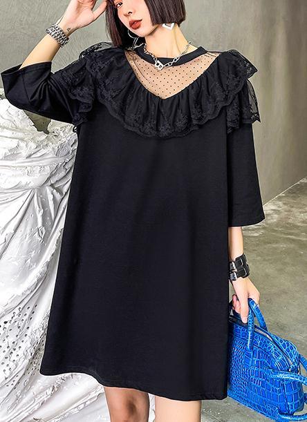 A Vintage Style Dress with Delicate Timeless Details