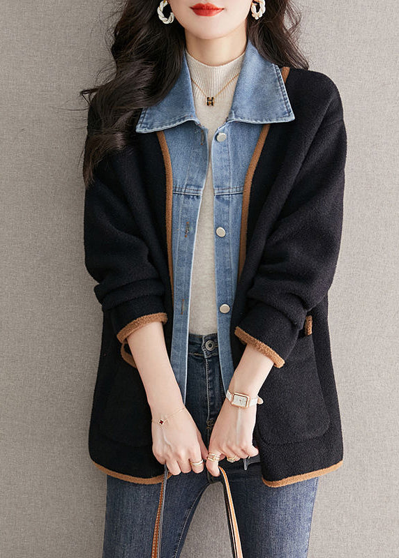 Sophisticated Coat with a Clean Classic Look