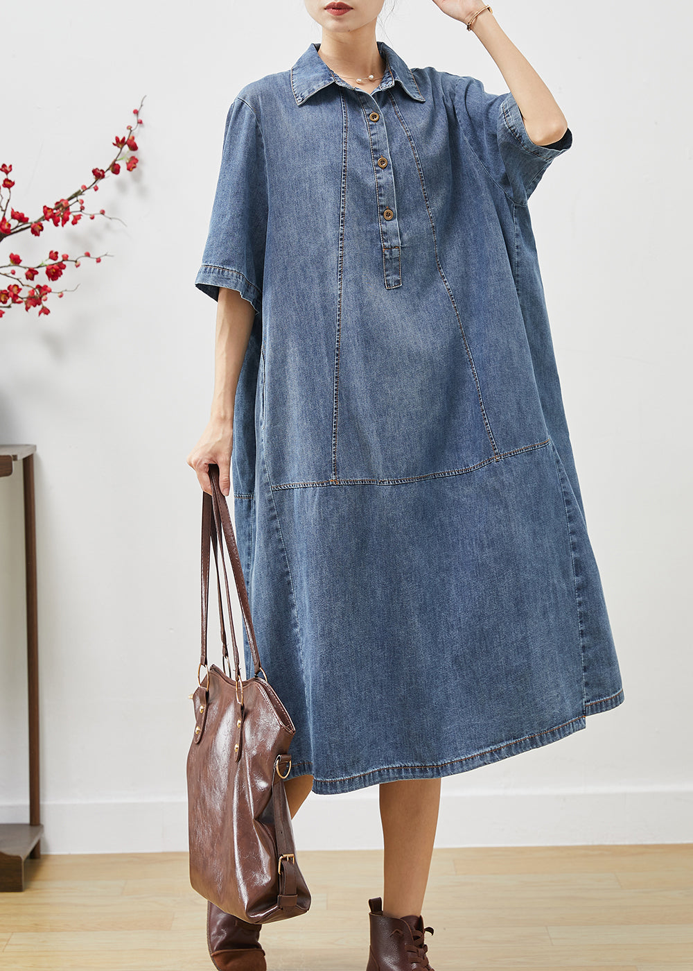 Sophisticated Dress with a Clean Classic Look