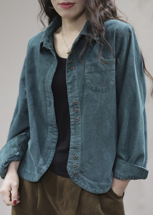 Classic Vintage & Enduringly Stylish Coat