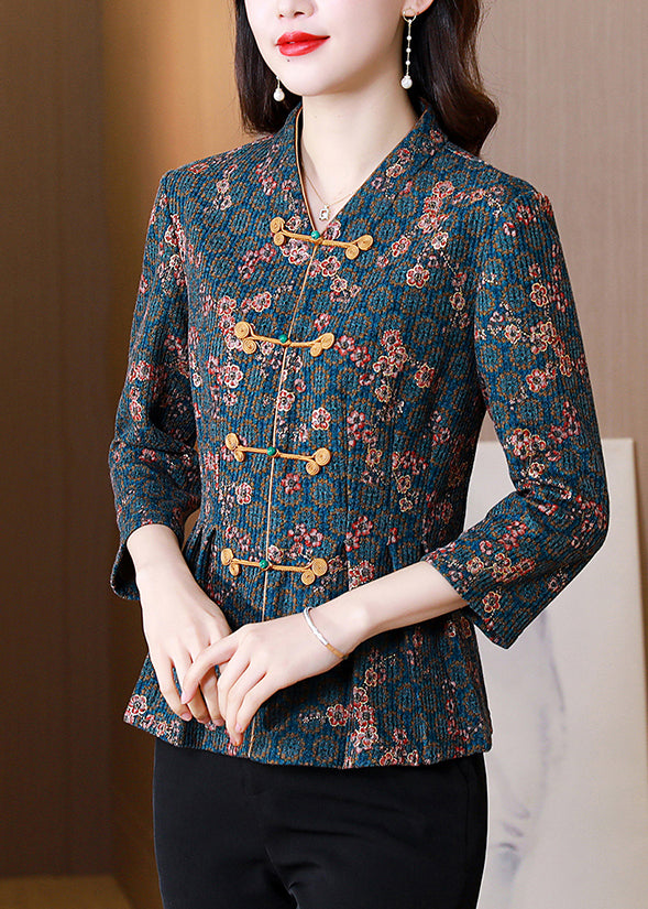 Classic Vintage Shirt with a Flattering Fit