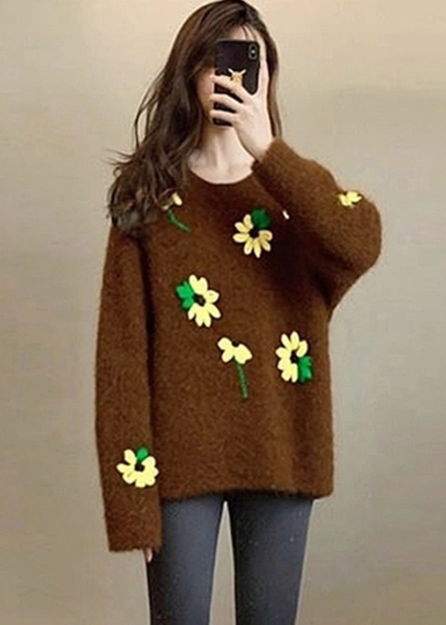 Effortlessly Elegant Sweater with a Timeless Design