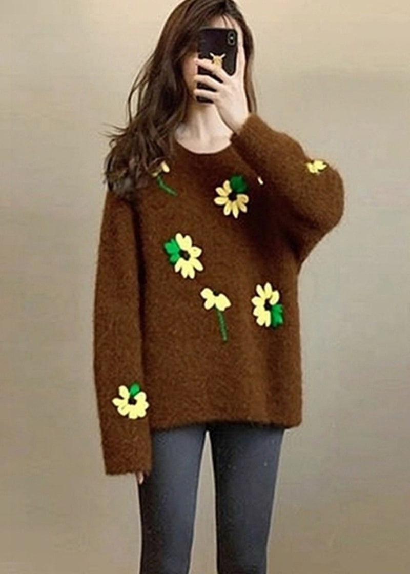 Effortlessly Elegant Sweater with a Timeless Design