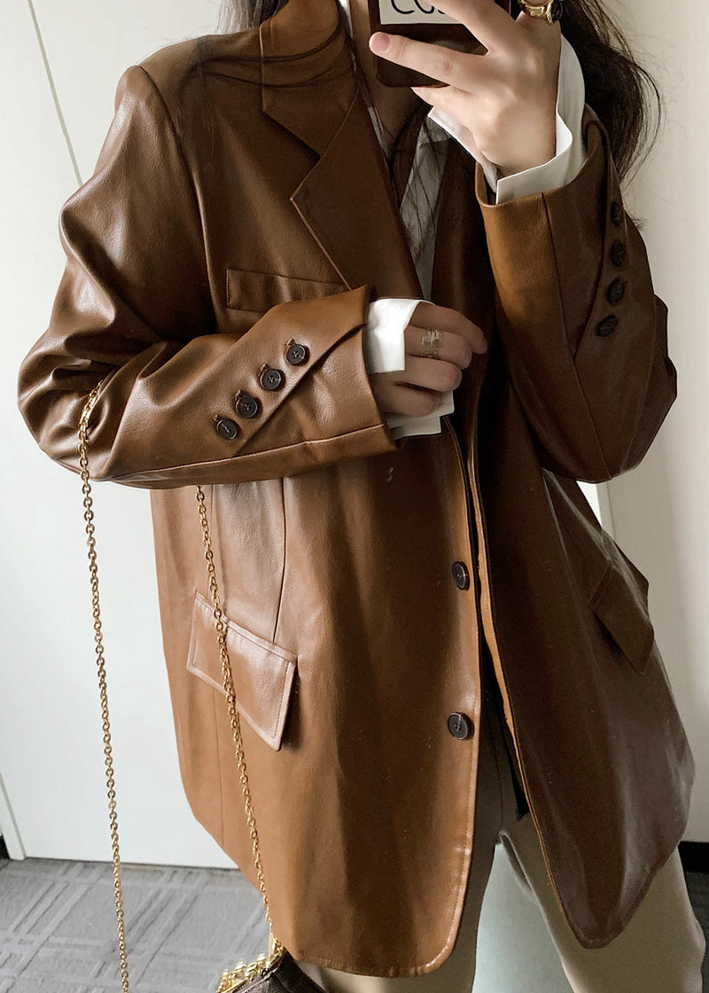 Sophisticated Coat with a Clean Classic Look