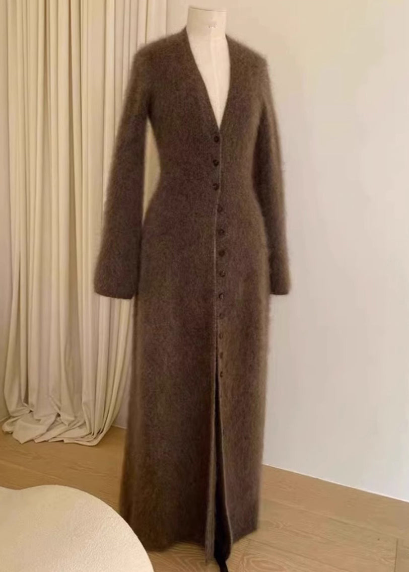 Beautifully Finished Cardigan in a Timeless Design