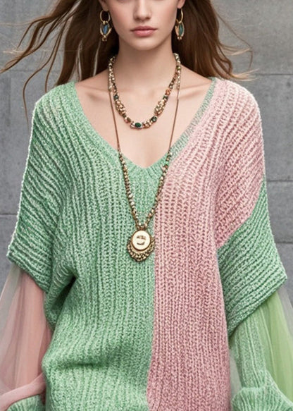 Effortlessly Elegant Sweater with a Timeless Design