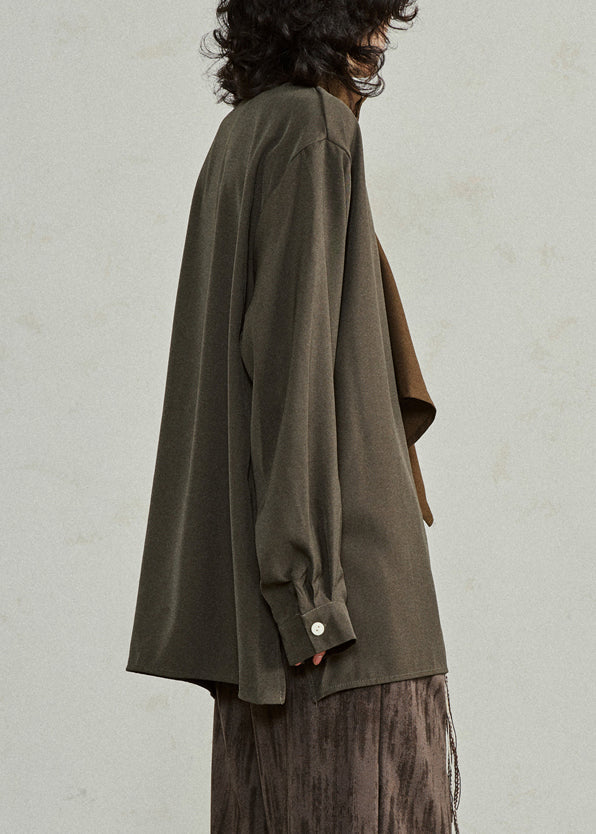 Classic Vintage Shirt with a Flattering Fit