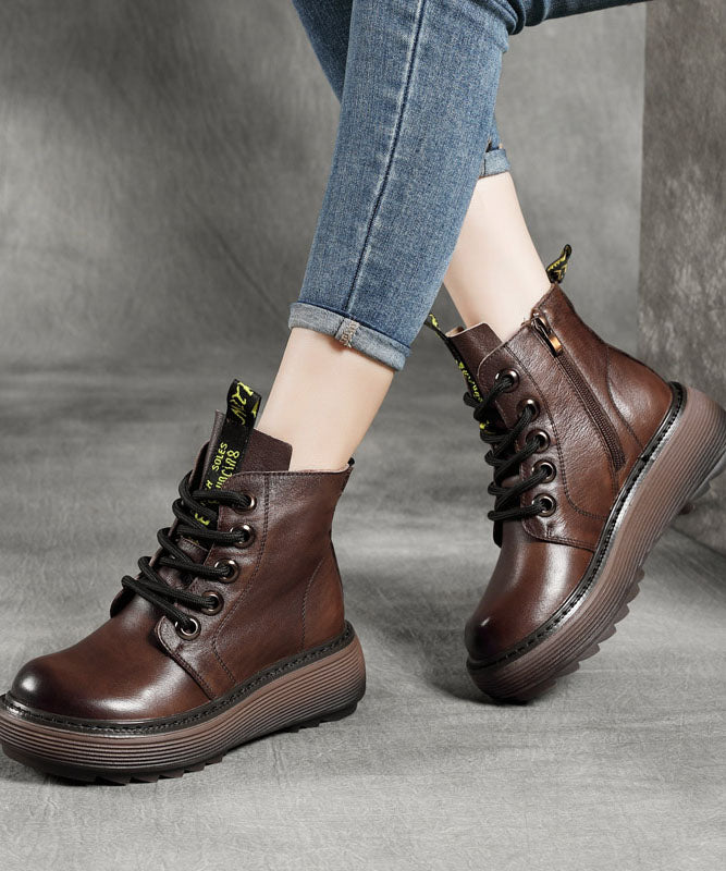 Graceful Orthopedic Boots for Modern Look
