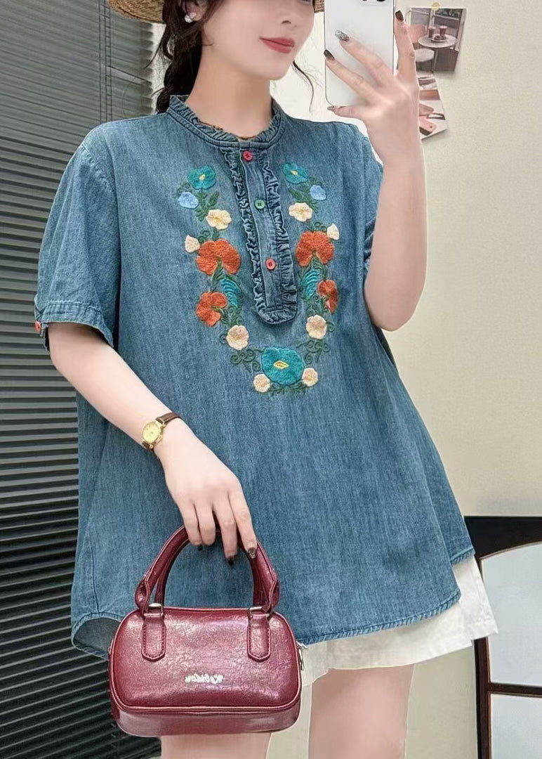Sophisticated Shirt with a Clean Classic Look
