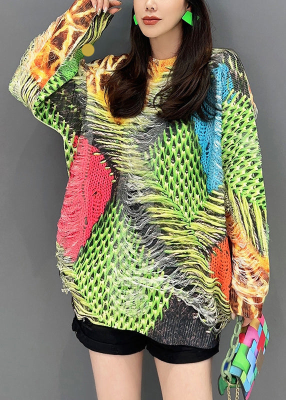 Well Tailored Top with a Graceful Silhouette