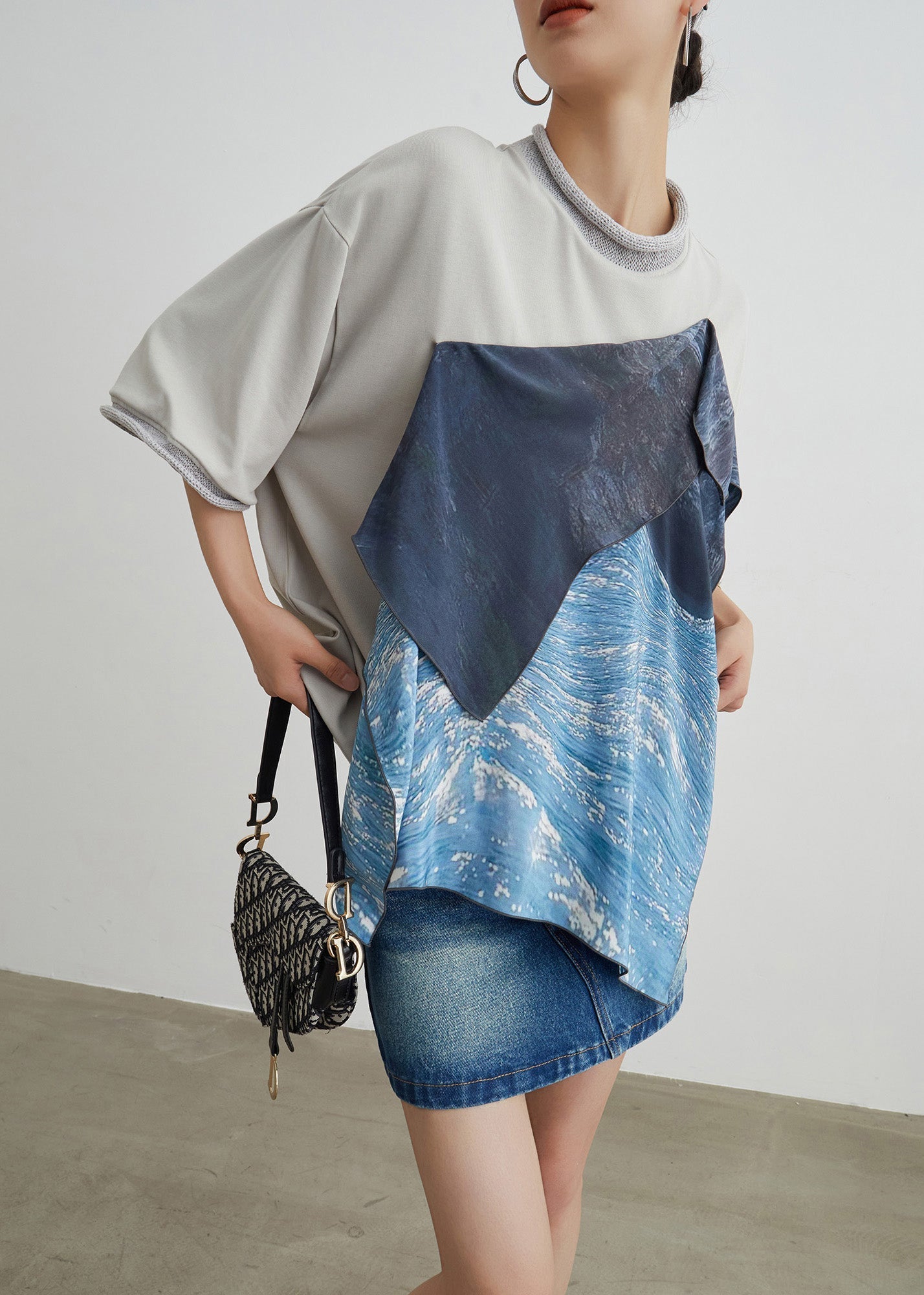 Classic Vintage Shirt with a Flattering Fit