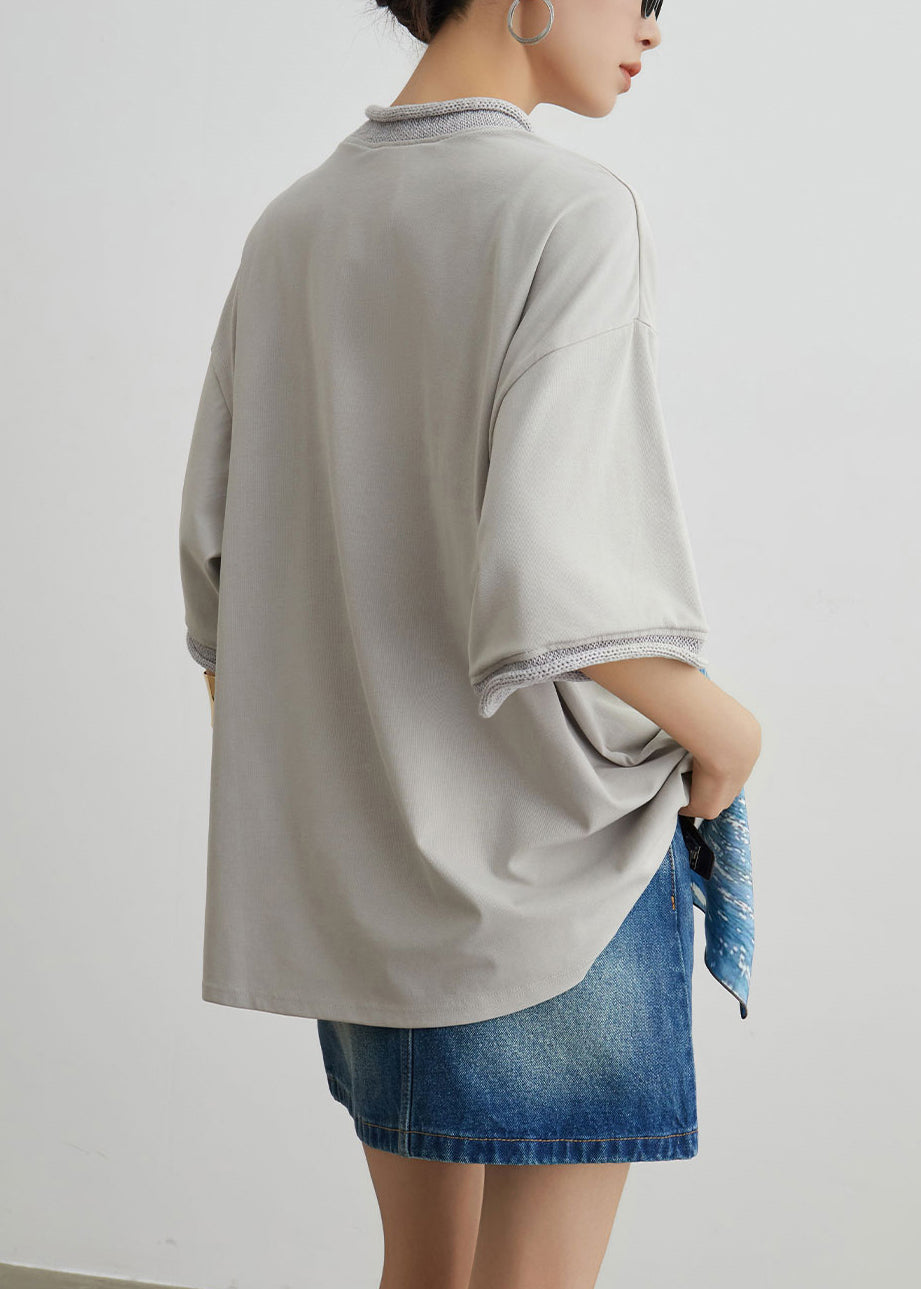 Classic Vintage Shirt with a Flattering Fit
