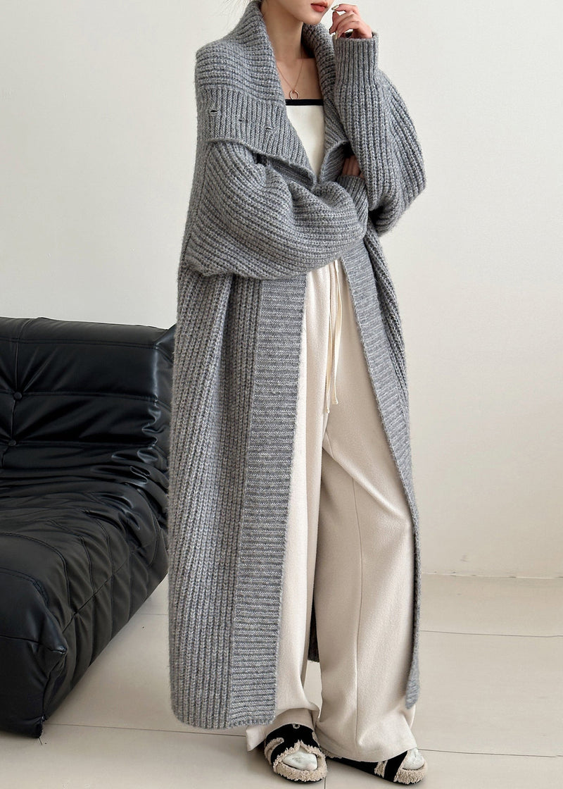 Beautifully Crafted Cardigan in a Classic Style