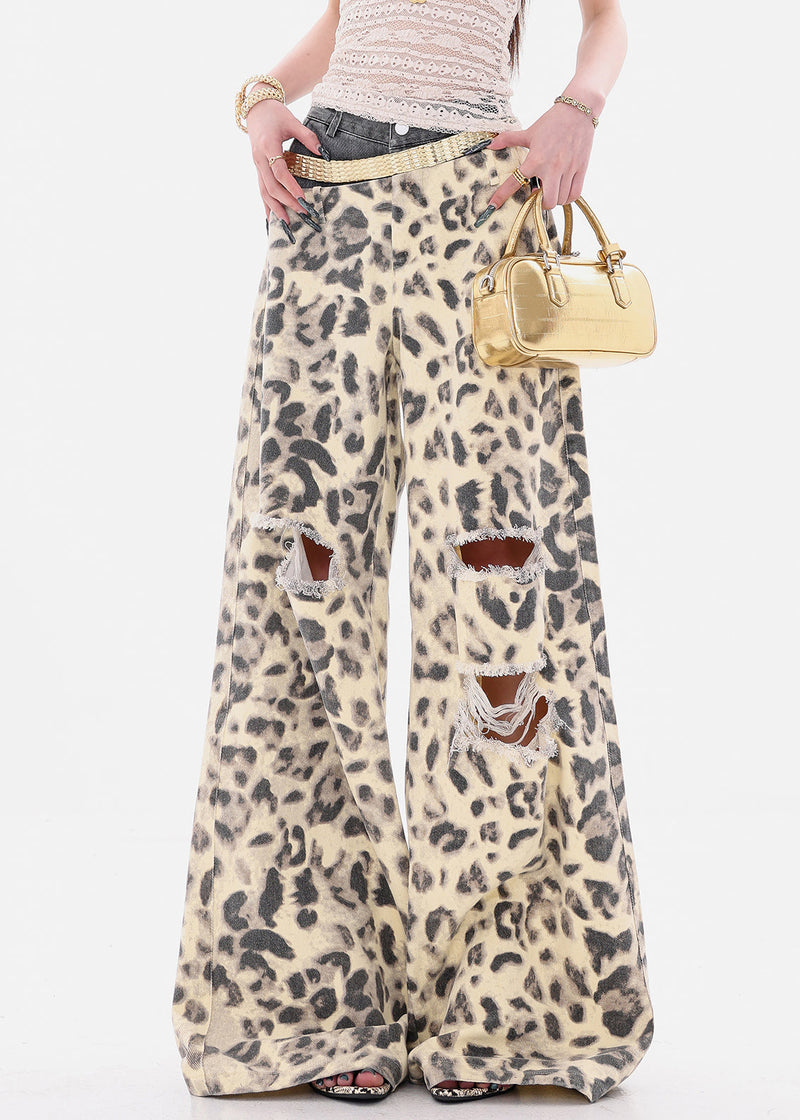 Well Tailored Pants with a Graceful Silhouette