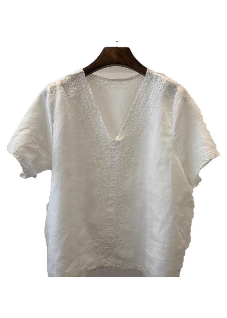 Well Tailored Shirt with a Graceful Silhouette