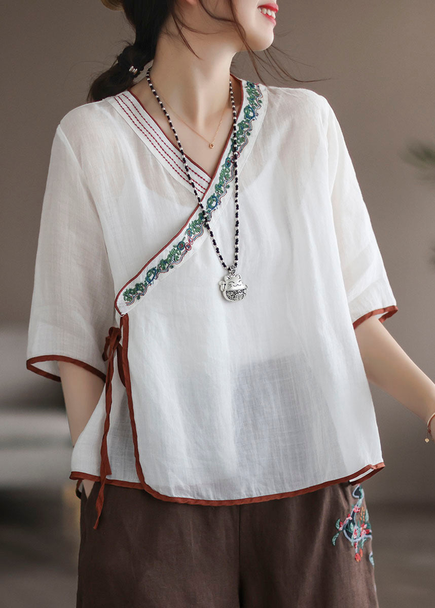 Effortlessly Elegant Shirt with a Timeless Design