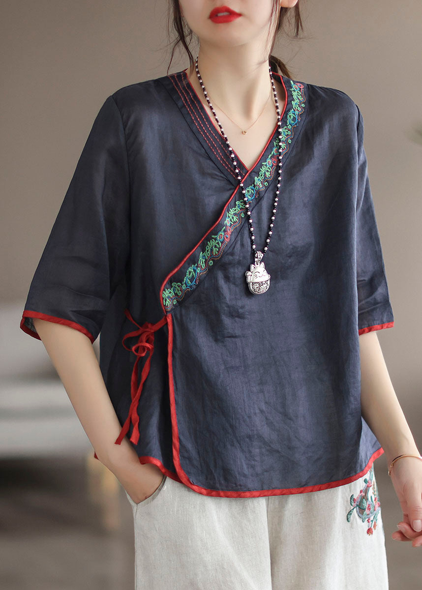 Effortlessly Elegant Shirt with a Timeless Design