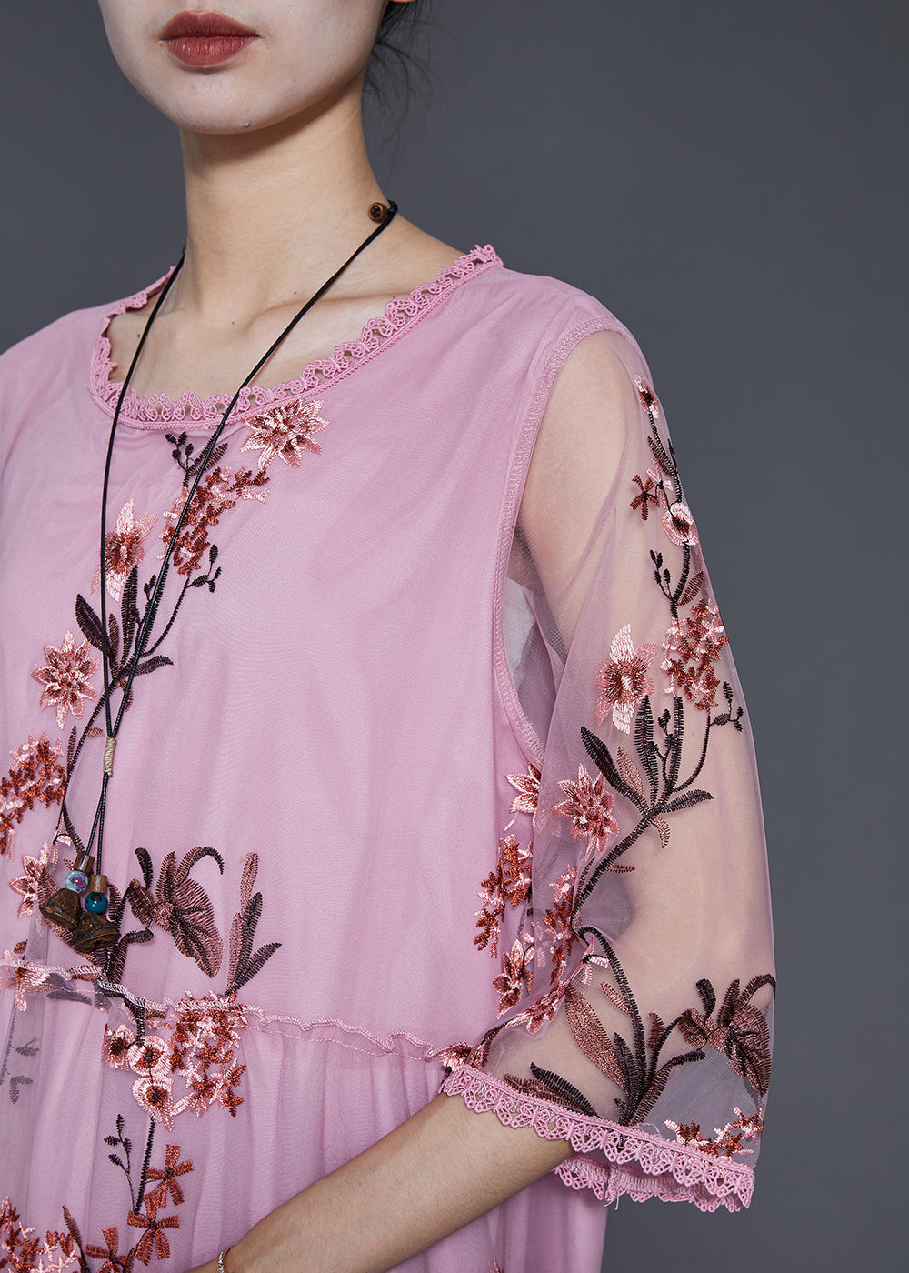 Gracefully Styled Dress for Any Occasion