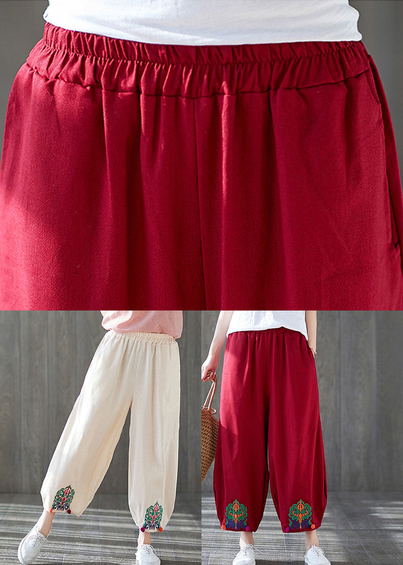 Effortlessly Elegant Pants with a Timeless Design