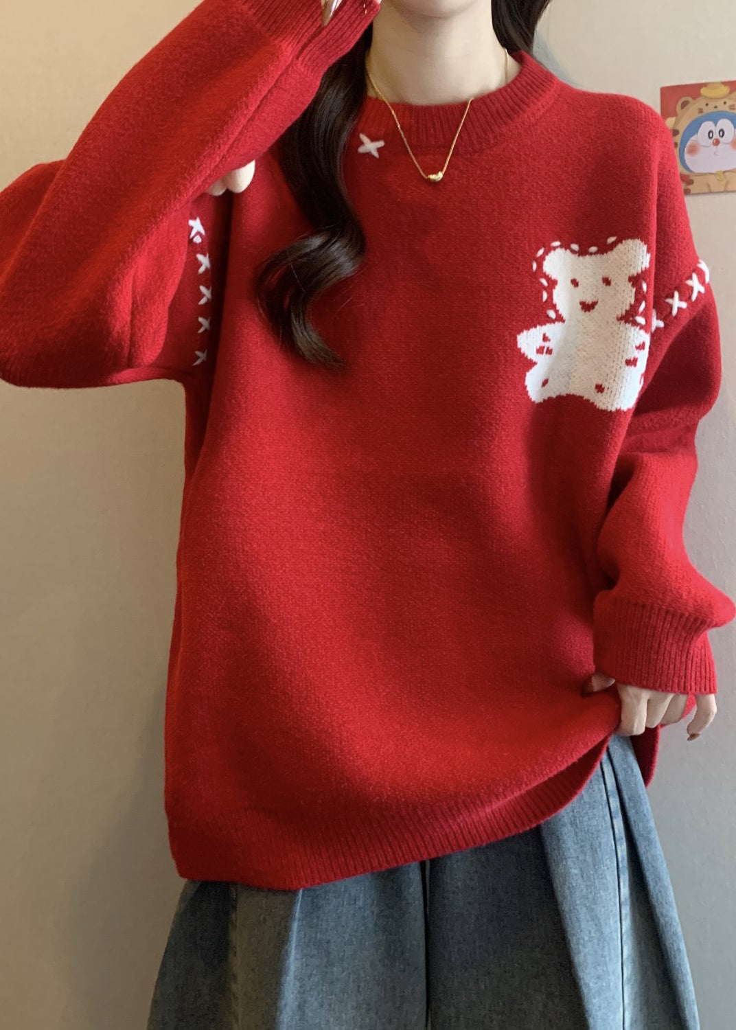 Effortlessly Elegant Sweater with a Timeless Design
