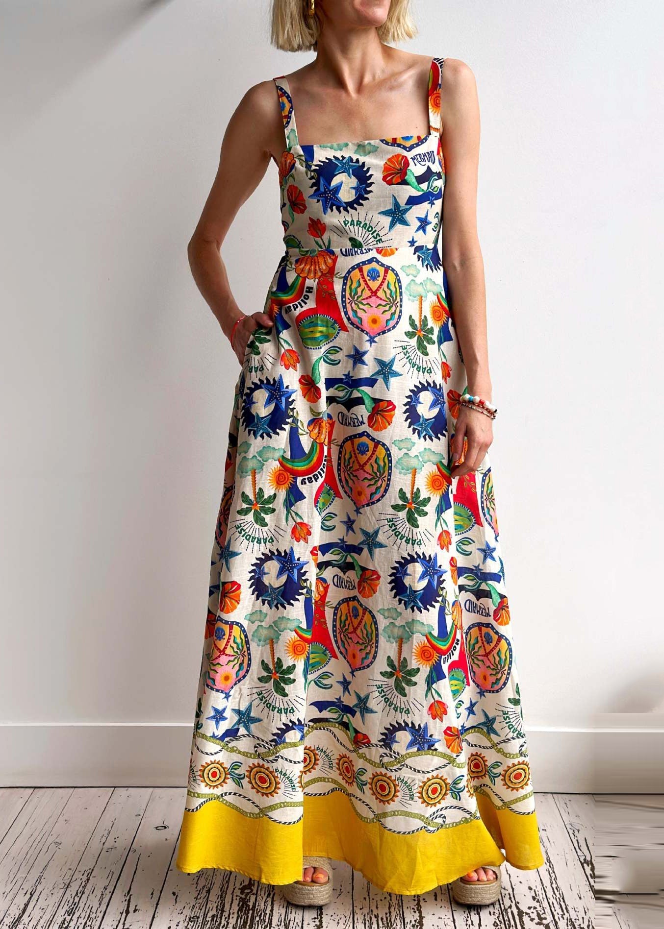 Sophisticated Dress with a Clean Classic Look