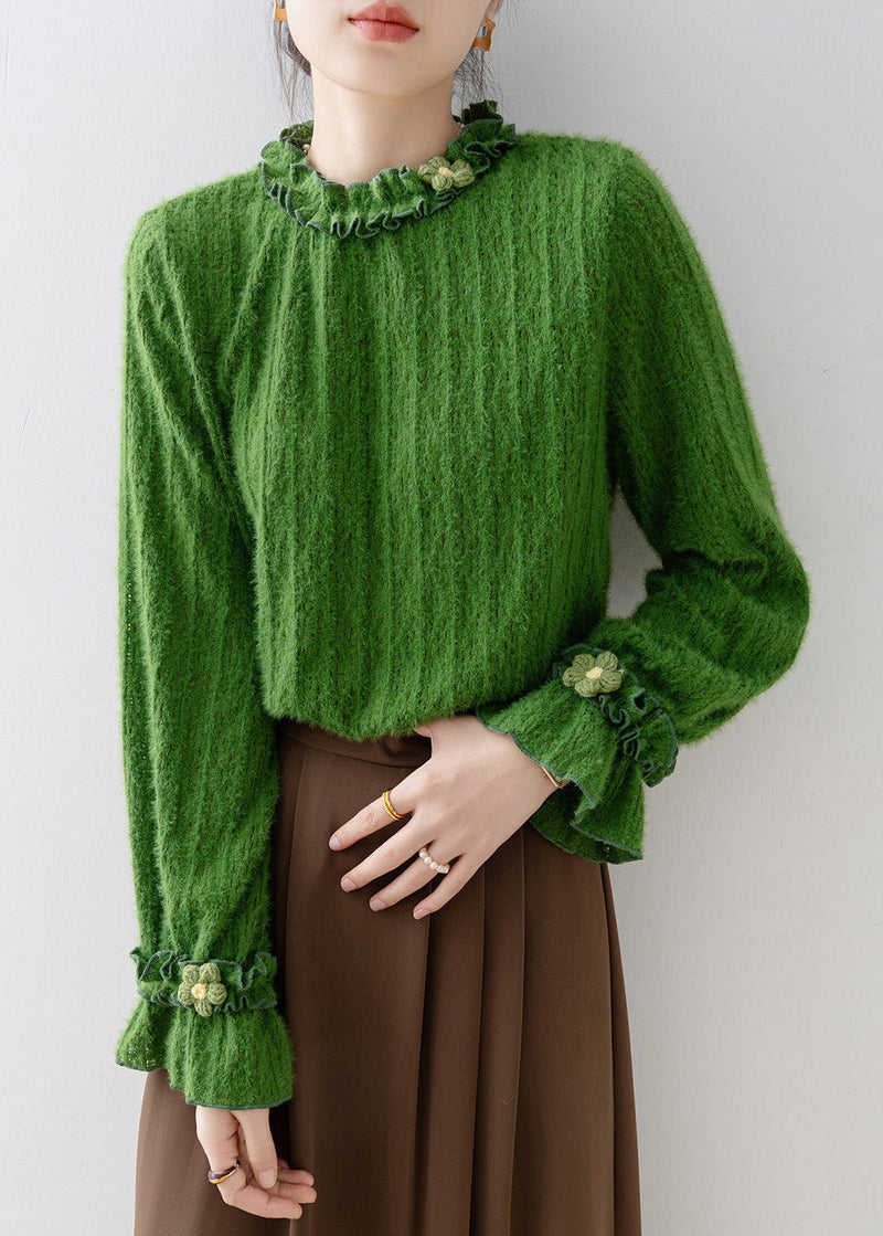 A Vintage Style Top with Delicate Timeless Details