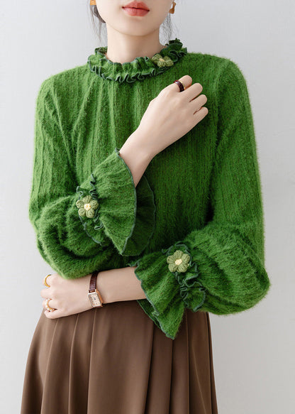 A Vintage Style Top with Delicate Timeless Details