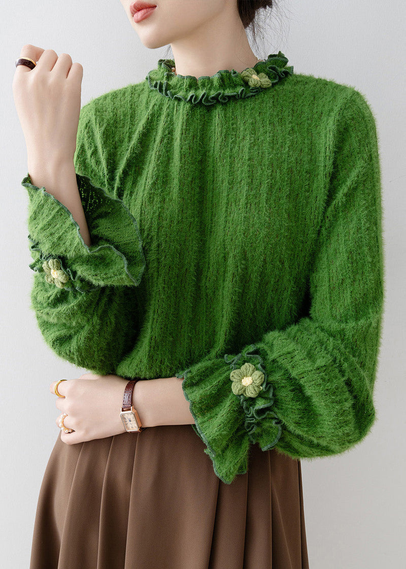 A Vintage Style Top with Delicate Timeless Details