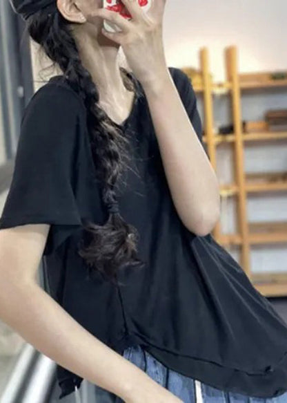 Effortlessly Elegant Top with a Timeless Design