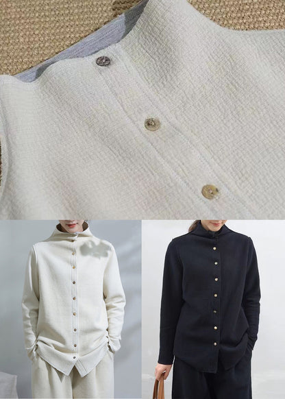 Elegantly Styled Coat for Everyday Wear