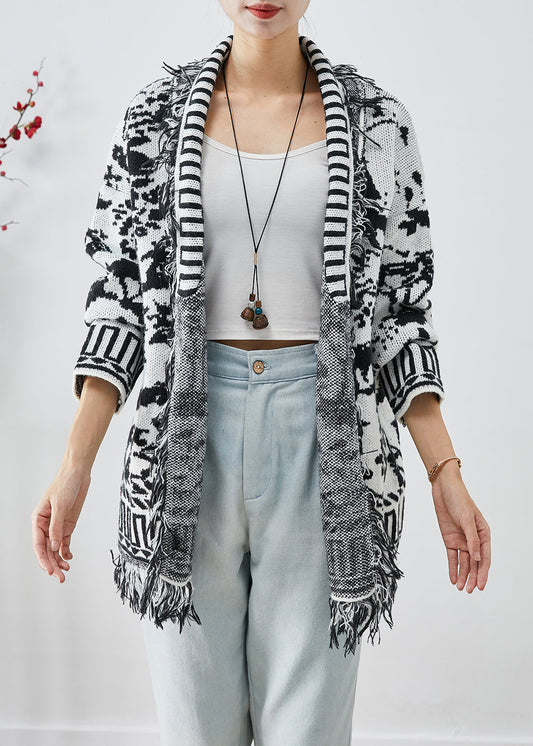 Classic Vintage Cardigan with a Flattering Fit
