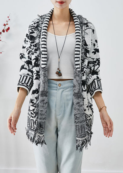 Elegantly Styled Cardigan for Everyday Wear