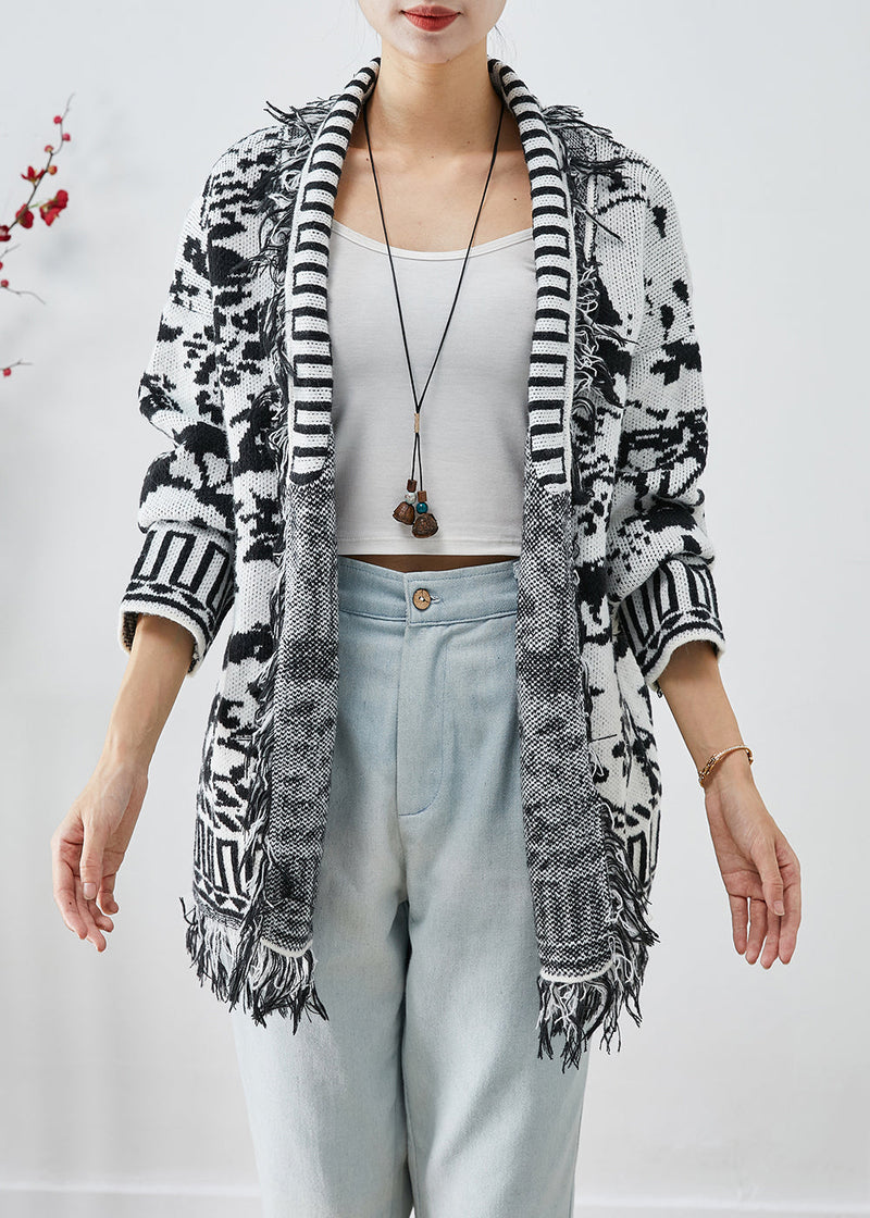 Classic Vintage Cardigan with a Flattering Fit